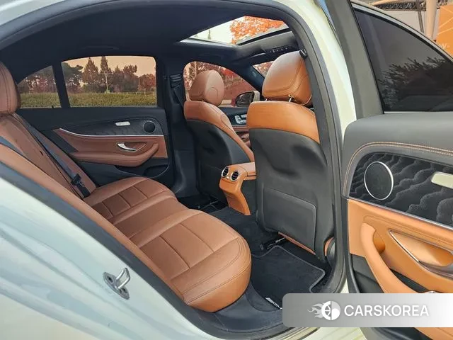 Mercedes-Benz E-Class W213 2020 Белый из Кореи, фото 4