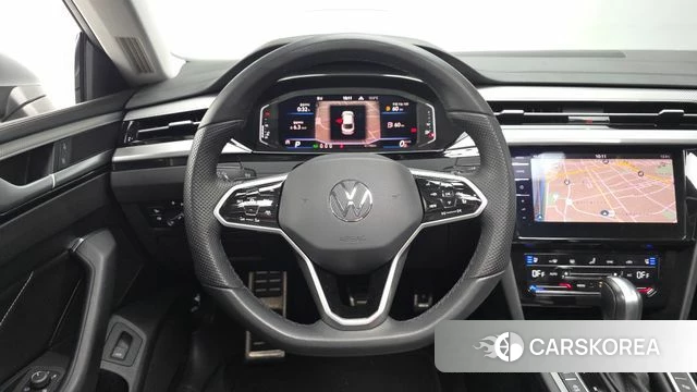 Volkswagen Arteon 2023 Серебристо-серый из Кореи, фото 4