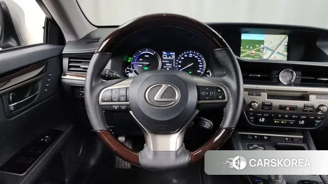 Lexus New ES300h 2018 Песочный из Кореи, фото 4