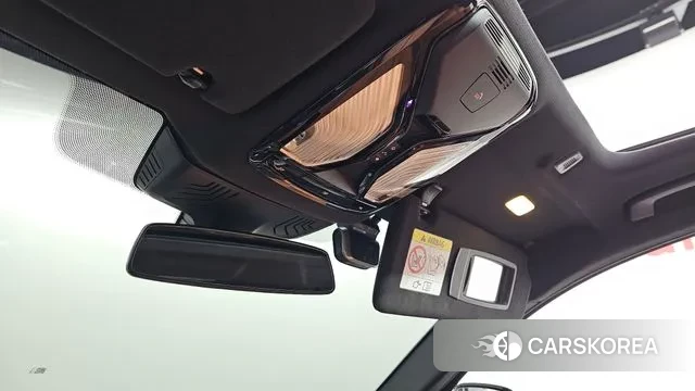 BMW 5 Series (G30) 2021 Белый из Кореи, фото 4