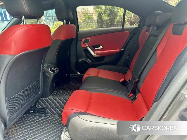 Mercedes-Benz Class A AMG 2023 Серебристо-серый из Китая, фото 4