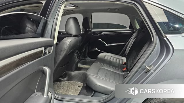 Volkswagen The New Passat 2018 Серый из Кореи, фото 4
