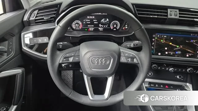 Audi Q3 (F3) 2025 Белый из Кореи, фото 4