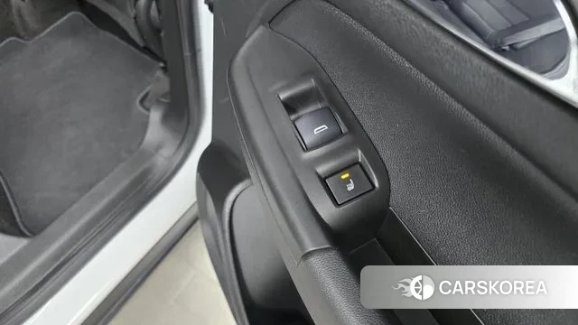 Chevrolet (GM Daewoo) Trailblazer 2023 Белый из Кореи, фото 4