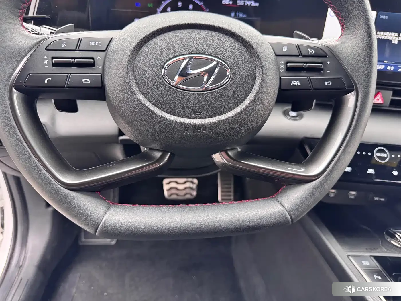 Hyundai Elantra 2023 Белый из Китая, фото 4