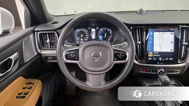 Volvo S60 3rd generation 2019 Белый из Кореи, фото 4