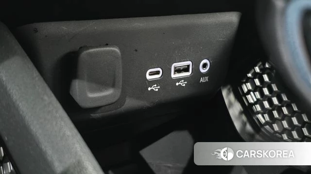 Chevrolet (GM Daewoo) Trailblazer 2023 Белый из Кореи, фото 4