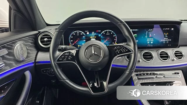 Mercedes-Benz E-Class W213 2022 Белый из Кореи, фото 4