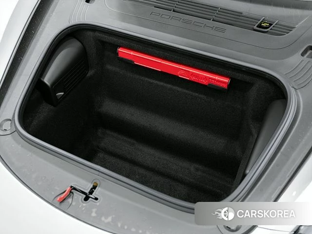 Porsche 718 Cayman 2024 Серебристо-серый из Кореи, фото 4