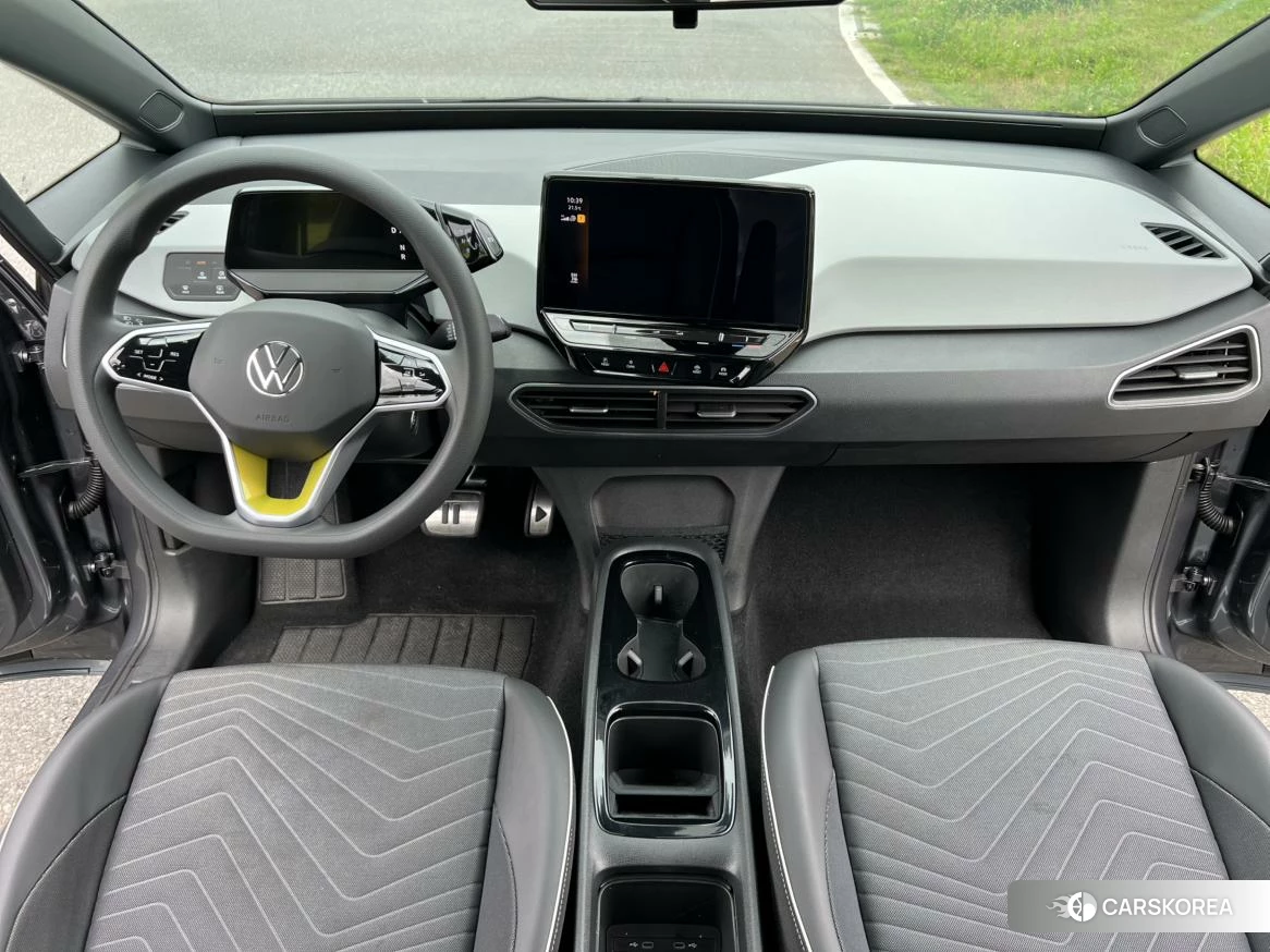 Volkswagen ID.3 2023 Темно-серый из Китая, фото 4