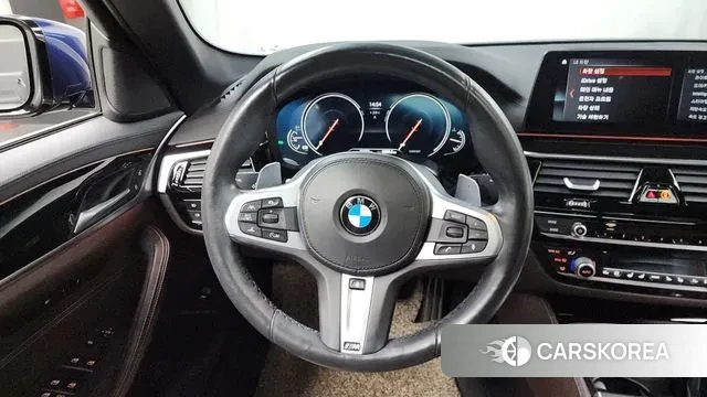 BMW 5 Series (G30) 2018 Синий из Кореи, фото 4