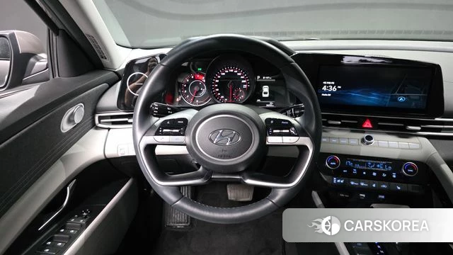 Hyundai Avante (CN7) 2021 Серебристо-серый из Кореи, фото 4