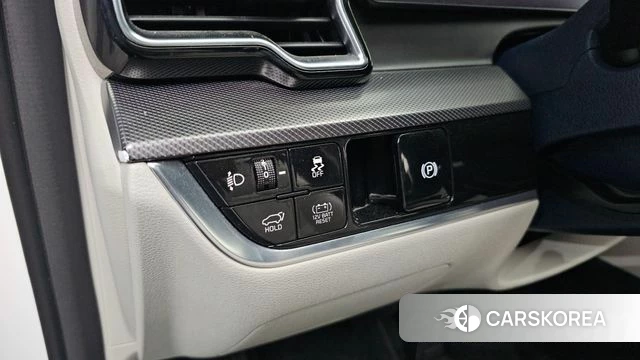 Kia Sportage 5th Generation Hybrid 2023 Белый из Кореи, фото 4