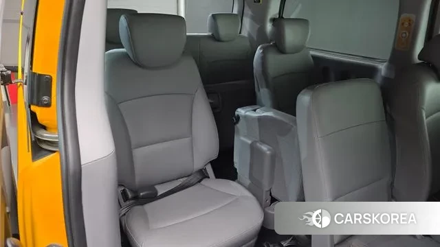 Hyundai The New Grand Starex 2018 Желтый из Кореи, фото 4