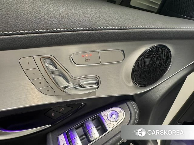 Mercedes-Benz GLC-Class X253 2021 Белый из Кореи, фото 4