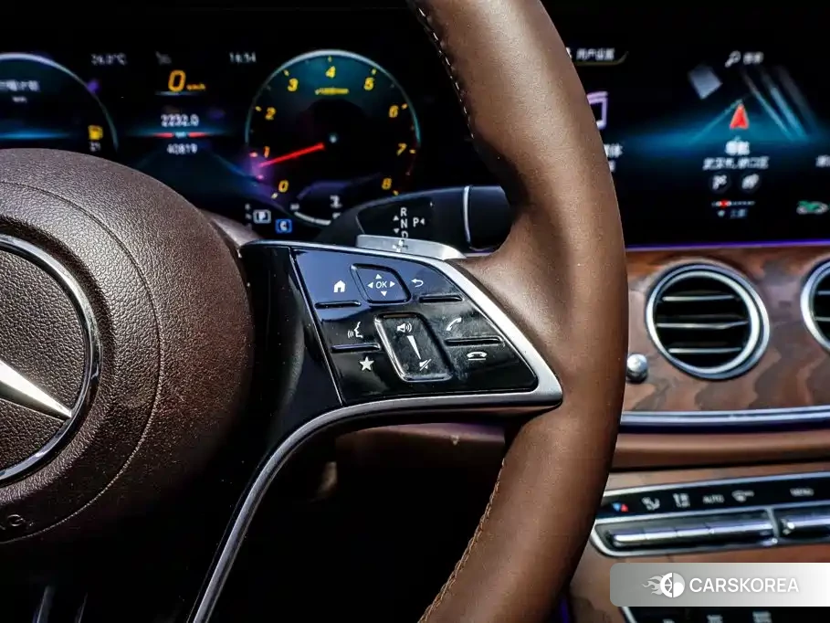 Mercedes-Benz E-Class 2022 Черный из Китая, фото 4