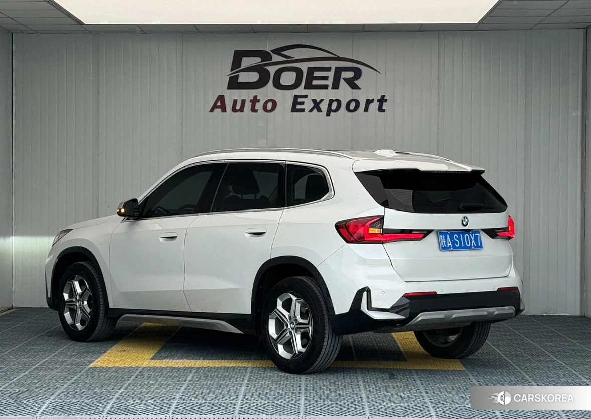 BMW X1 2023 Белый из Китая, фото 4