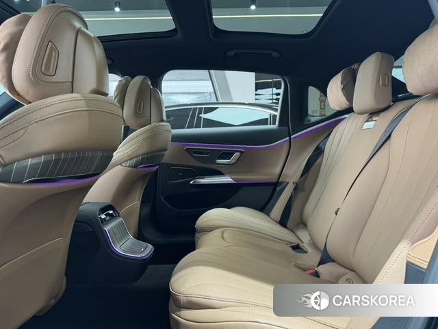 Mercedes-Benz E-class id 3907975 из Китая 4