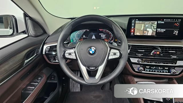 BMW 6 Series GT (G32) 2022 Белый из Кореи, фото 4