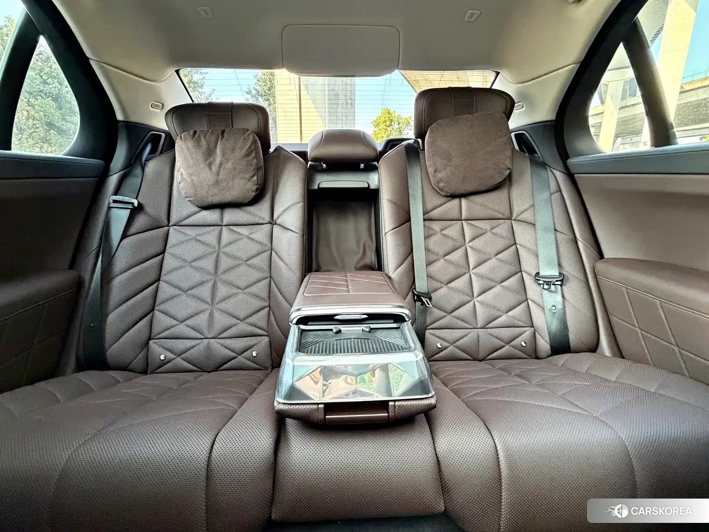 BMW 7 series 2024 Silver/gray из Китая, фото 4