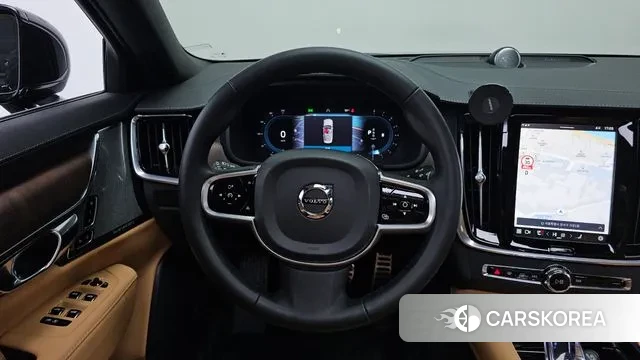 Volvo S90 2024 Черный из Кореи, фото 4