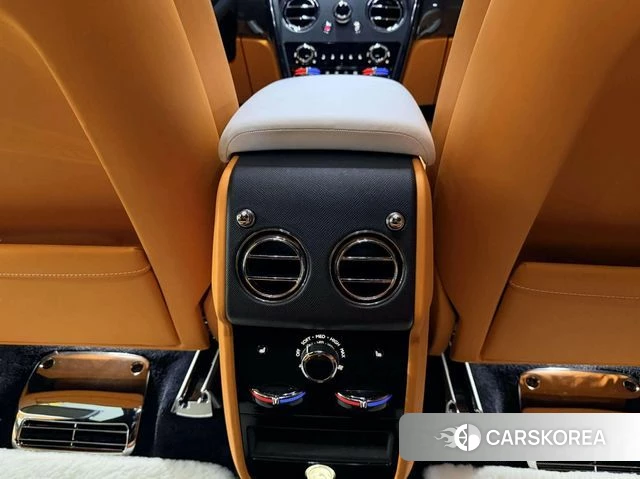 Rolls-Royce Cullinan 2022 Белый из Кореи, фото 4