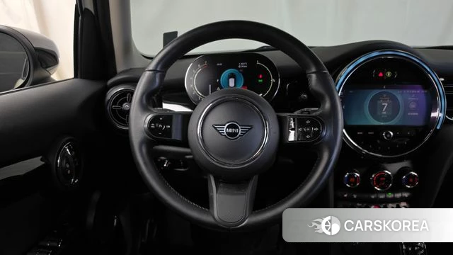 Mini Cooper 2021 Жемчужный цвет из Кореи, фото 4