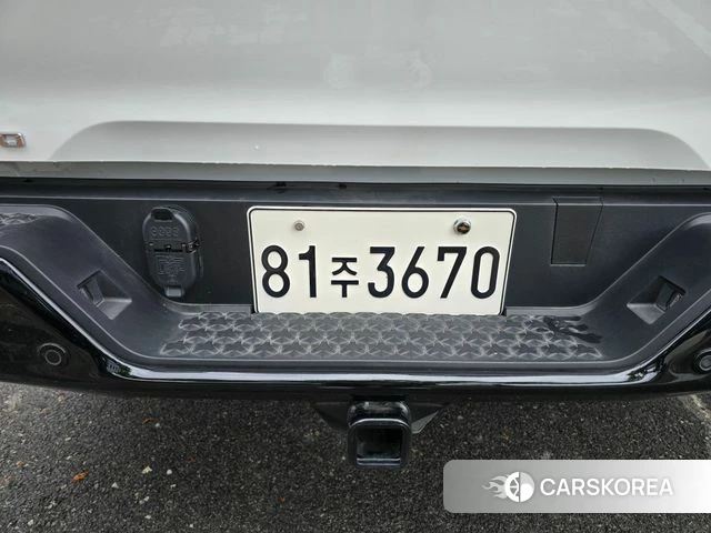 Chevrolet (GM Daewoo) All New Colorado 2024 Белый из Кореи, фото 4