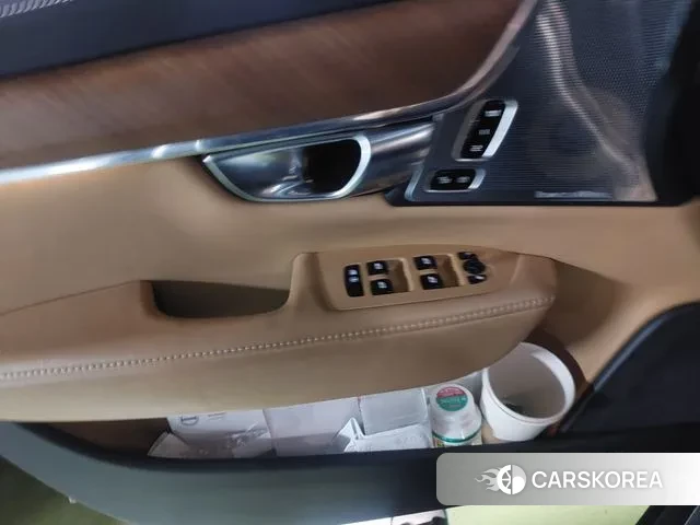 Volvo S90 2018 Серебристо-серый из Кореи, фото 4