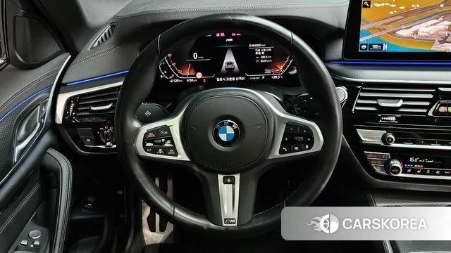 BMW 5 Series (G30) 2023 Черный из Кореи, фото 4