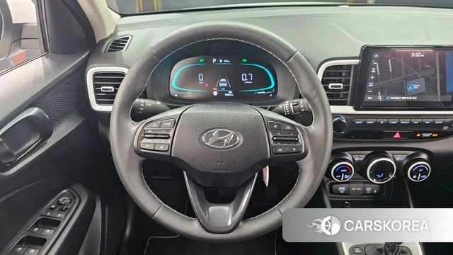 Hyundai Venue 2023 Белый из Кореи, фото 4