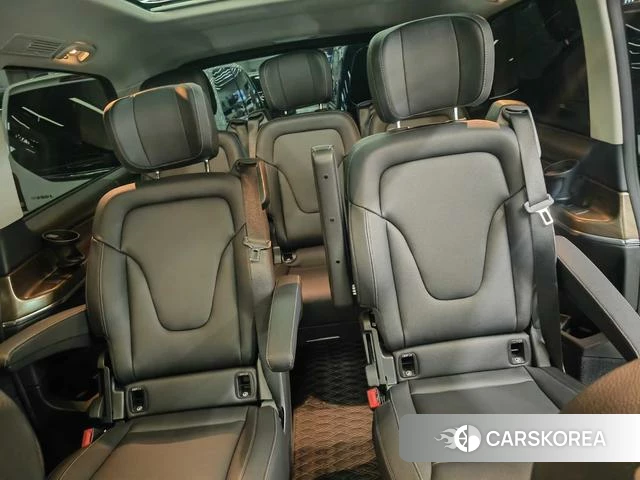 Mercedes-Benz V-class 2025 Черный из Китая, фото 4