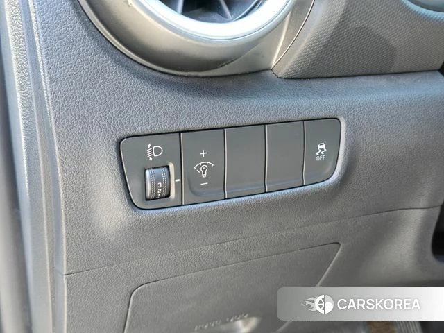 Hyundai The New Kona 2021 Белый из Кореи, фото 4