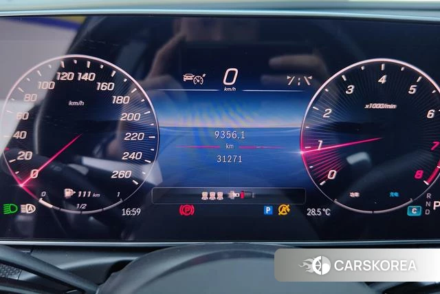 Mercedes-Benz Class C 2023 Темно-серый из Китая, фото 4