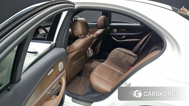 Mercedes-Benz E-Class W213 2021 Белый из Кореи, фото 4