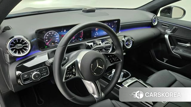 Mercedes-Benz A-Class W177 2024 Черный из Кореи, фото 4