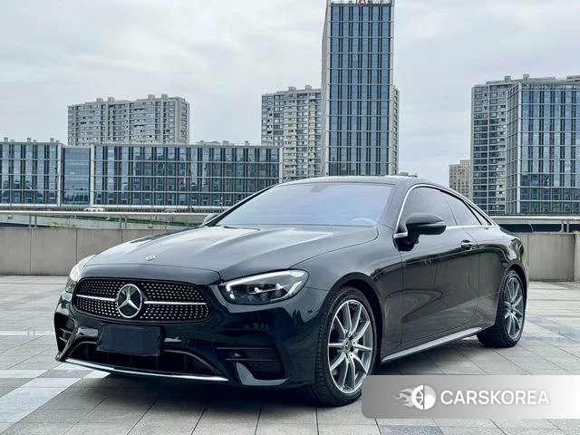 Mercedes-Benz E-class (imported) 2023 Зеленый из Китая, фото 4