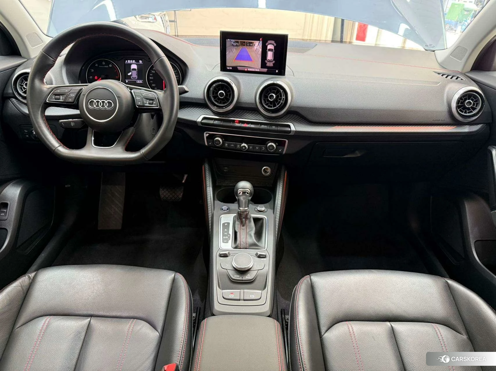 Audi Q2L 2021 Синий из Китая, фото 4