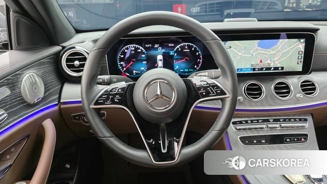 Mercedes-Benz E-Class W213 2023 Серый из Кореи, фото 4