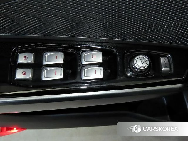 Ssangyong Tivoli Armor 2018 Белый из Кореи, фото 4