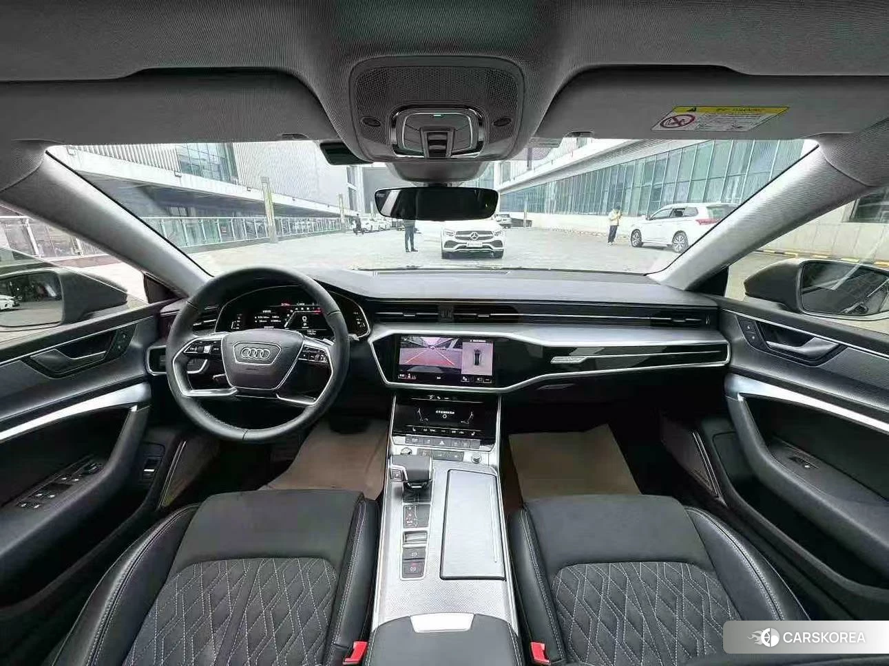 Audi A7L 2023 Серебристо-серый из Китая, фото 4