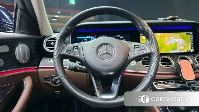 Mercedes-Benz E-Class W213 2018 Синий из Кореи, фото 4