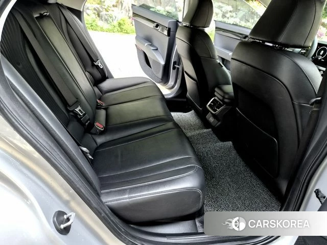 Hyundai Grandeur (GN7) 2023 Серебряный из Кореи, фото 4