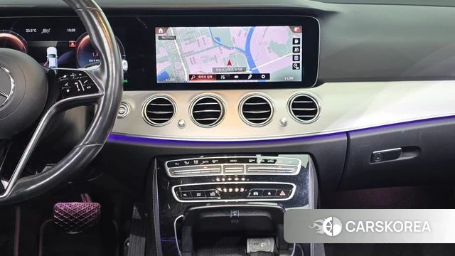 Mercedes-Benz E-Class W213 2021 Белый из Кореи, фото 4