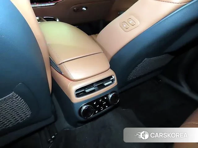 Genesis GV70 2021 Белый из Кореи, фото 4