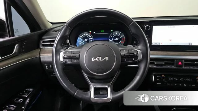 Kia K5 3rd generation 2023 Черный из Кореи, фото 4