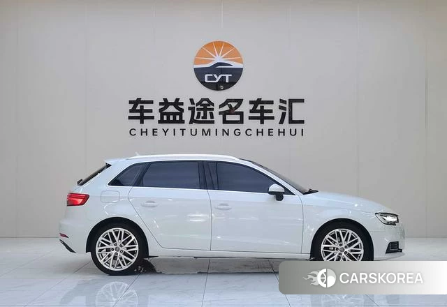 Audi A3 2018 Белый из Китая, фото 4