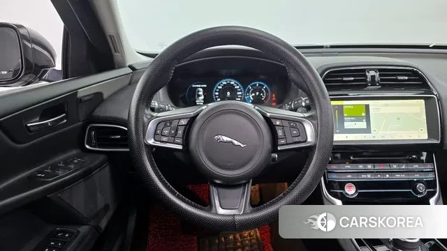 Jaguar XE 2018 Черный из Кореи, фото 4