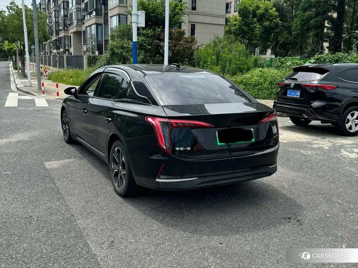 Red flag Hongqi E-QM5 2021 Черный из Китая, фото 4