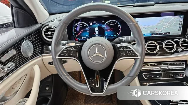 Mercedes-Benz E-Class W213 2021 Белый из Кореи, фото 4